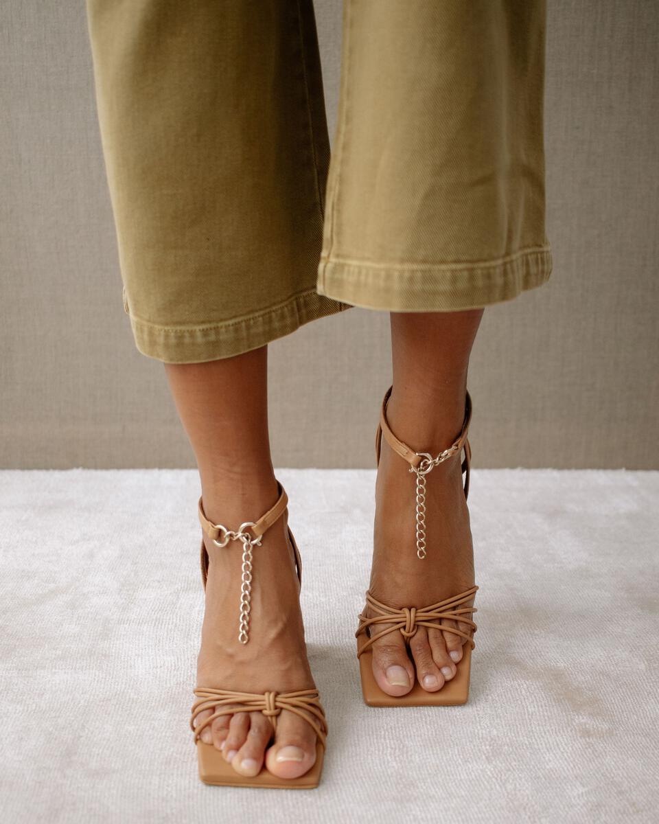 Cactus Camel Sandal